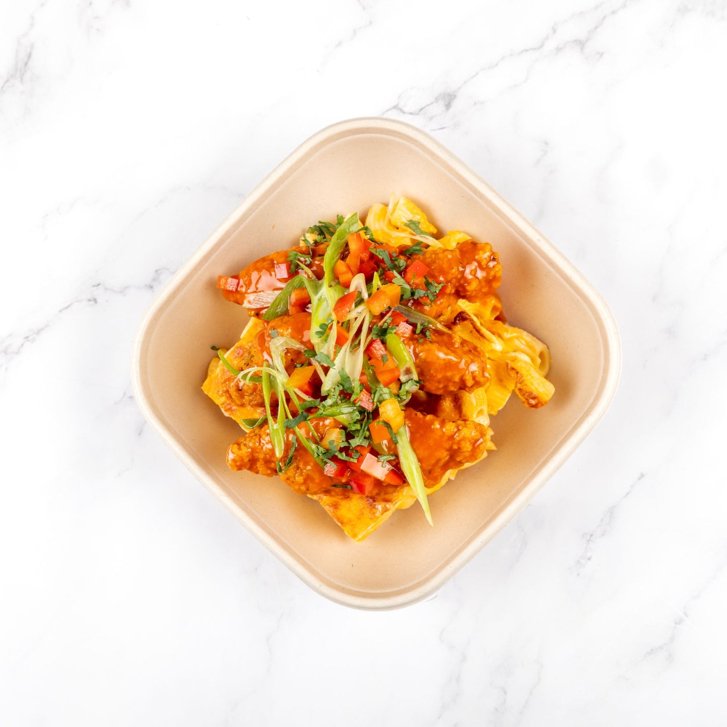 Buffalo Breaded Chicken with Creamy Mac n Cheese Th2