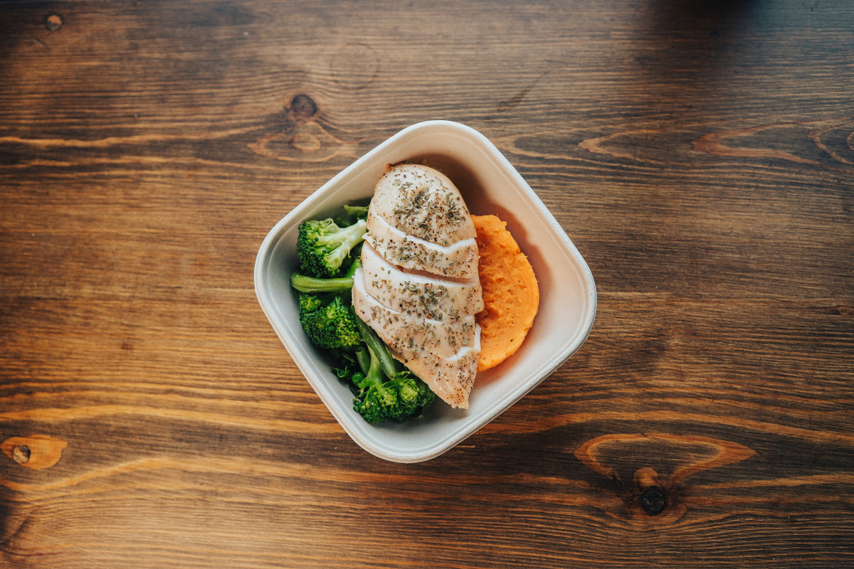 AK Fuel – Chicken, Sweet Potato & Greens Frozen